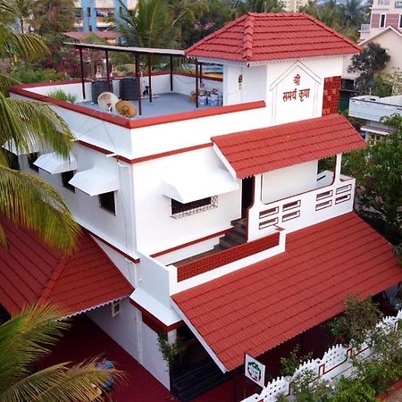 Gayatri Homestay Ratnāgiri Buitenkant foto