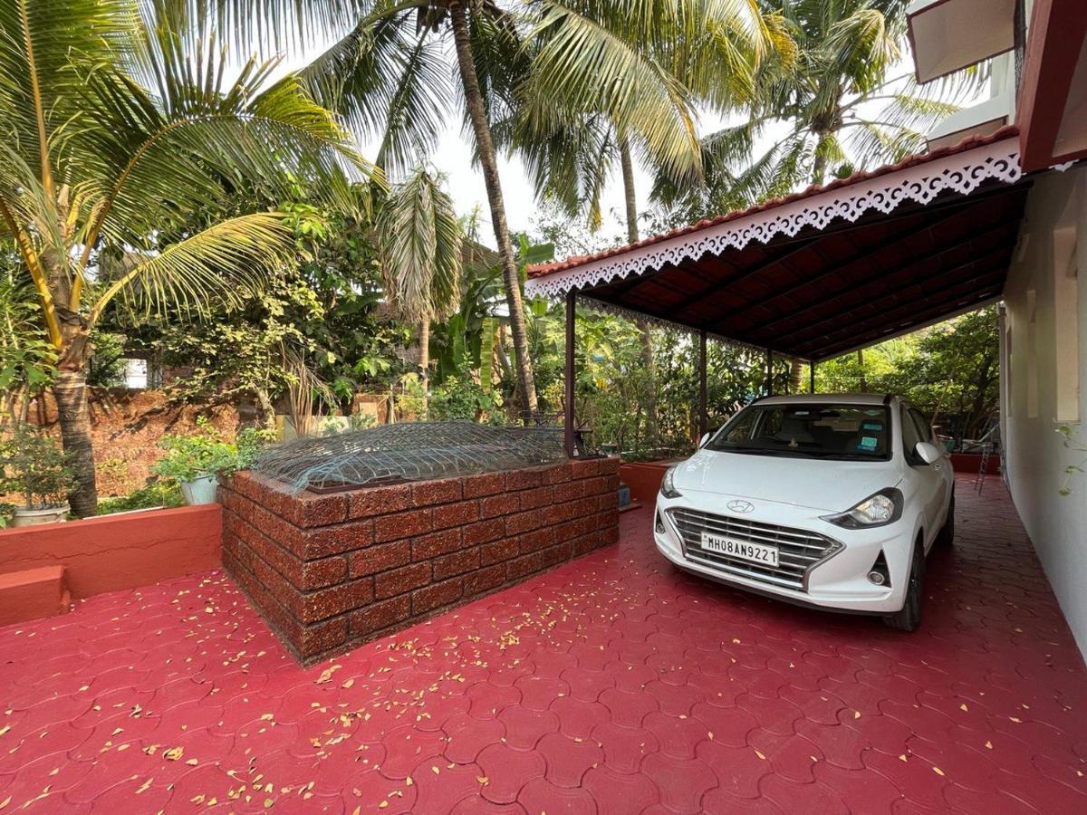 Gayatri Homestay Ratnāgiri Buitenkant foto