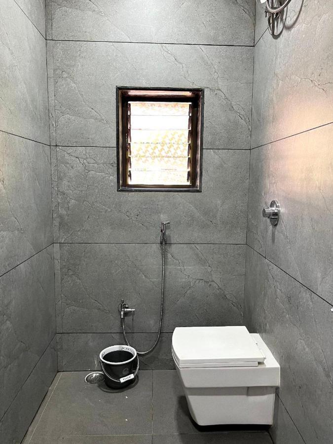 Gayatri Homestay Ratnāgiri Buitenkant foto