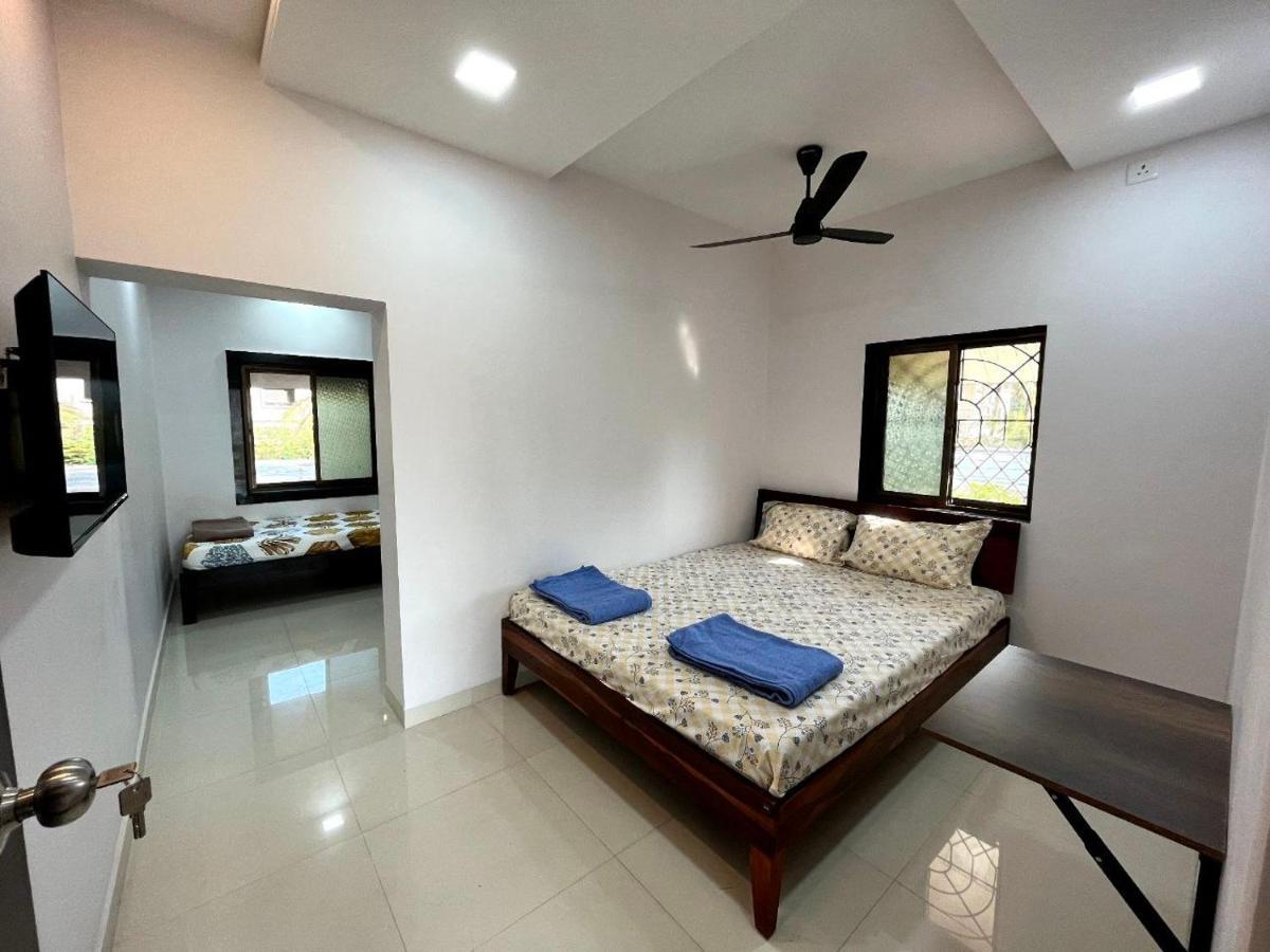 Gayatri Homestay Ratnāgiri Buitenkant foto