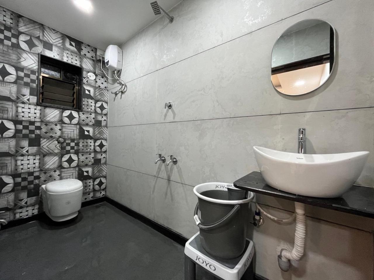 Gayatri Homestay Ratnāgiri Buitenkant foto